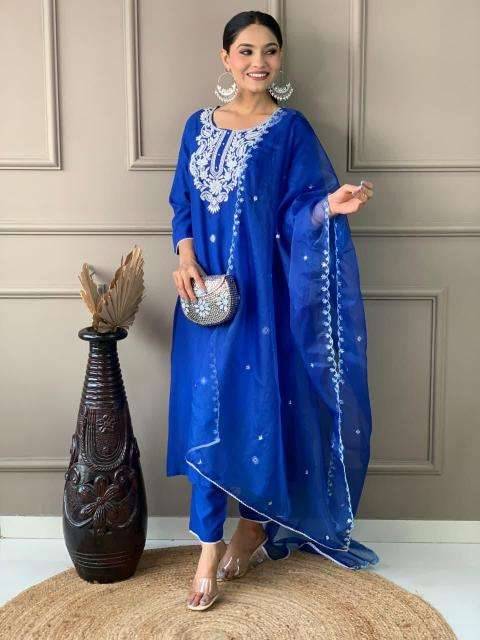 Jaipuri 3pcs luckhnowi Wholesale Kurti manufacturers in Gujarat